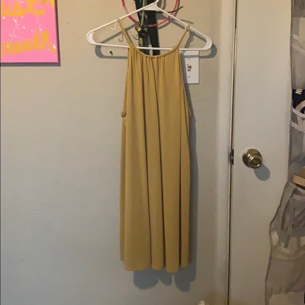 Yellow dress